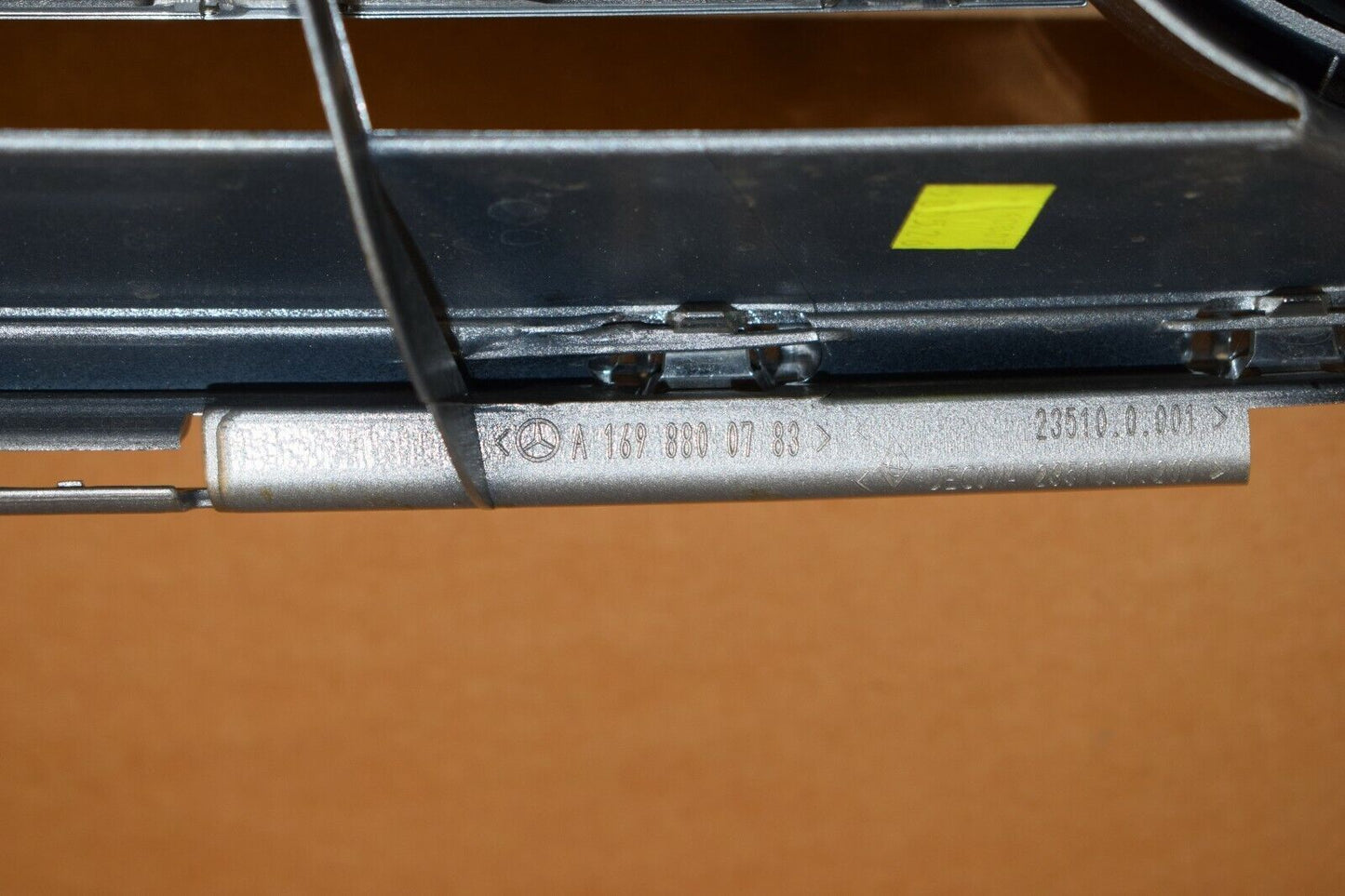 Original Mercedes W169 A Klasse Kühlergrill Silber