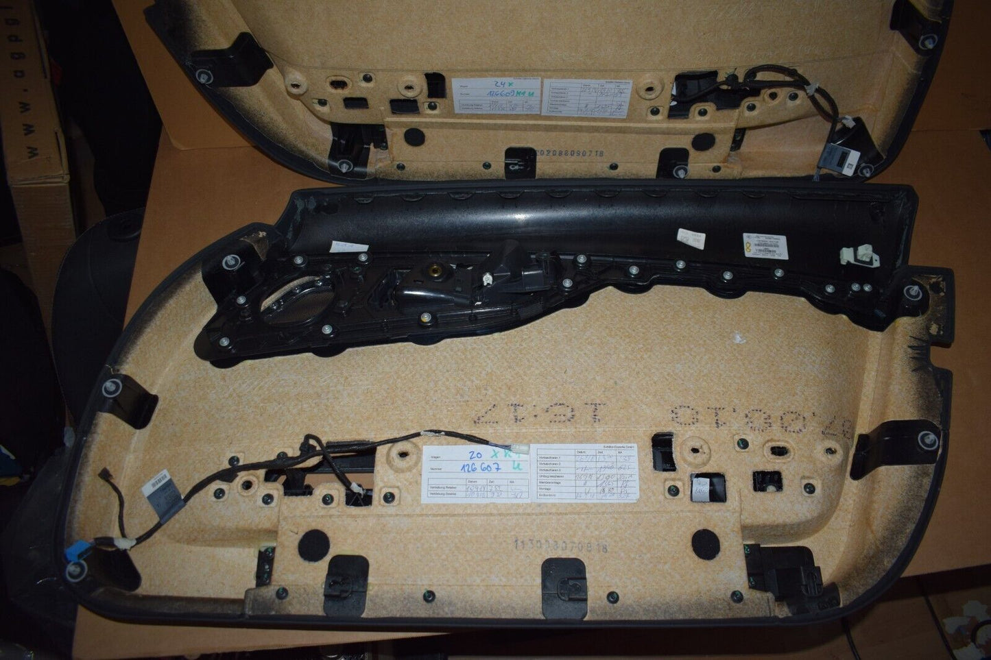 Original Mercedes AMG GT C190 Türverkleidung Paar rechts links Alcantara Gelb