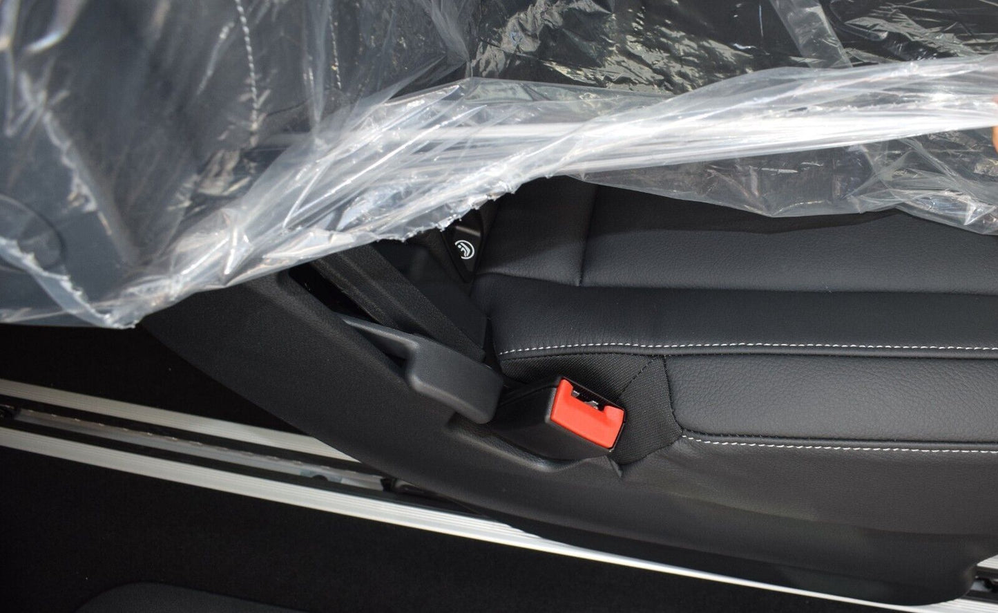 Mercedes Sitz Reihe 1-3 Leder Neu vorne Mitte hinten Set Sitze vorne hinten 3er