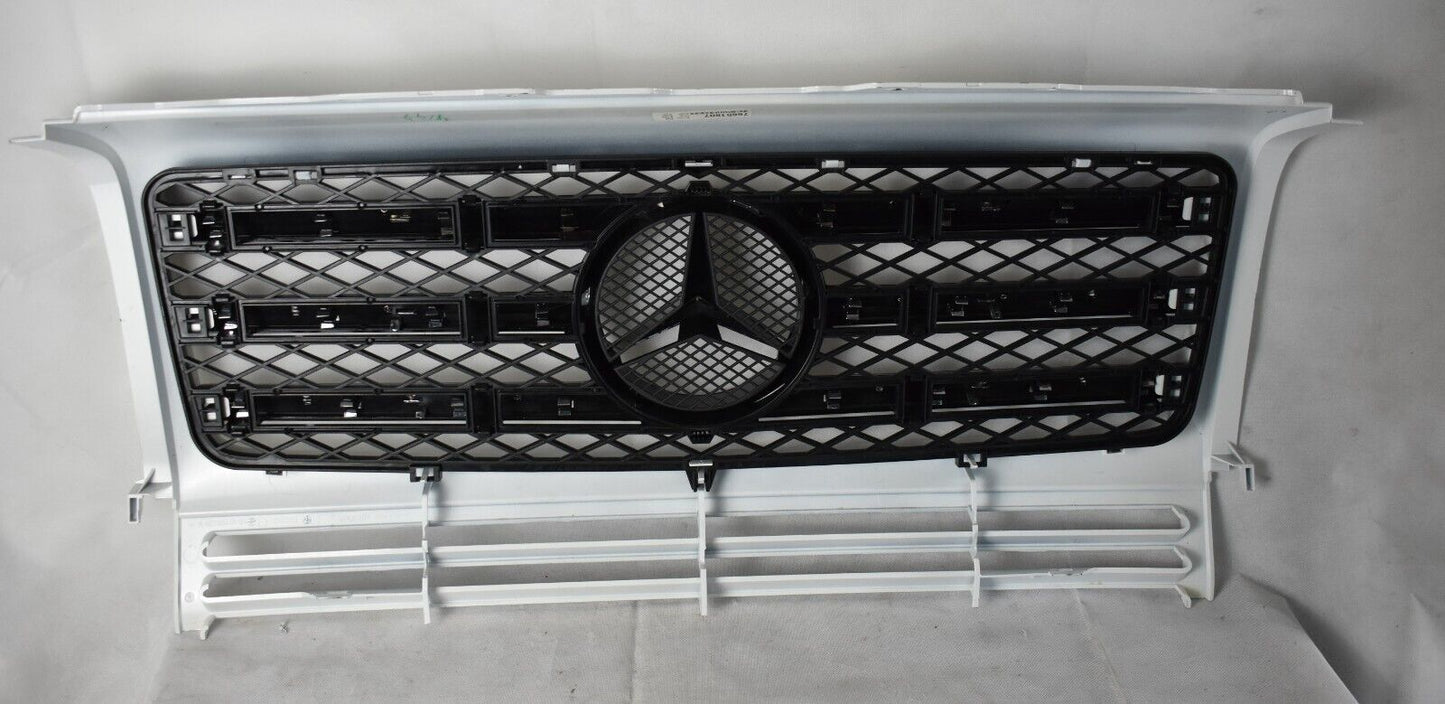 Original Mercedes G Klasse Kühlergrill a4638880000 w463 a4638880000 weiss Grill
