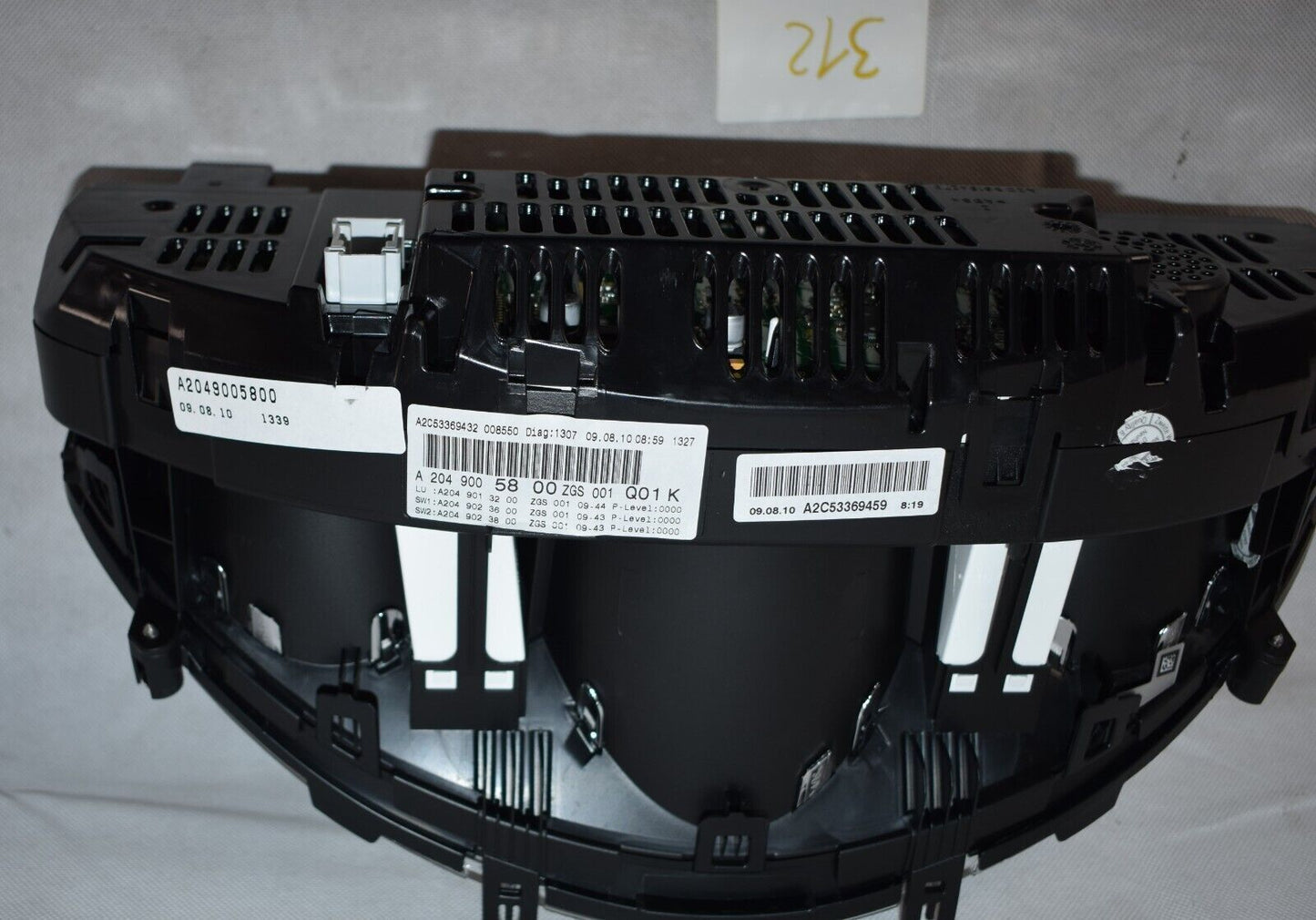 Original Kombiinstrument Tacho w204 C Klasse a2049005800 m272 m276 Benzin