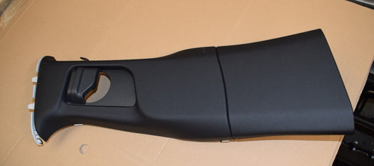 Original Mercedes x290 GT CLS Verkleidung B Säule Leder rechts oben A2576900800