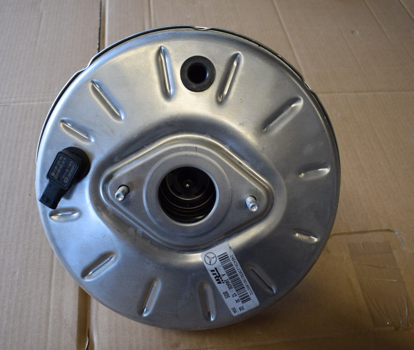 Original Mercedes w117 CLA Bremskraftverstärker a2464301230