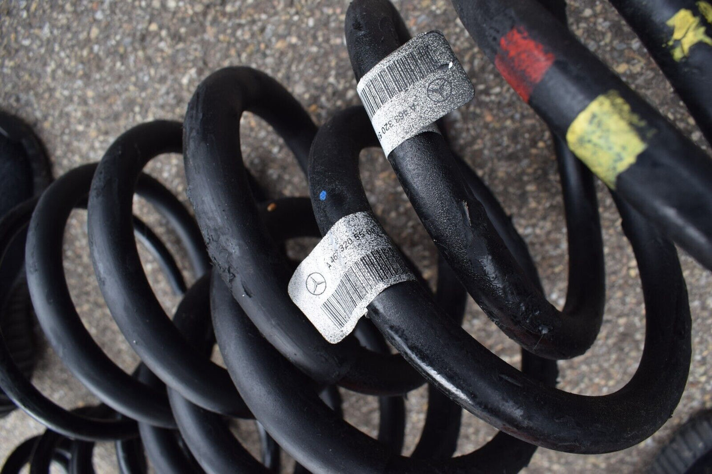 Original Mercedes G Klasse w463A Federn Satz VA HA a4633205500