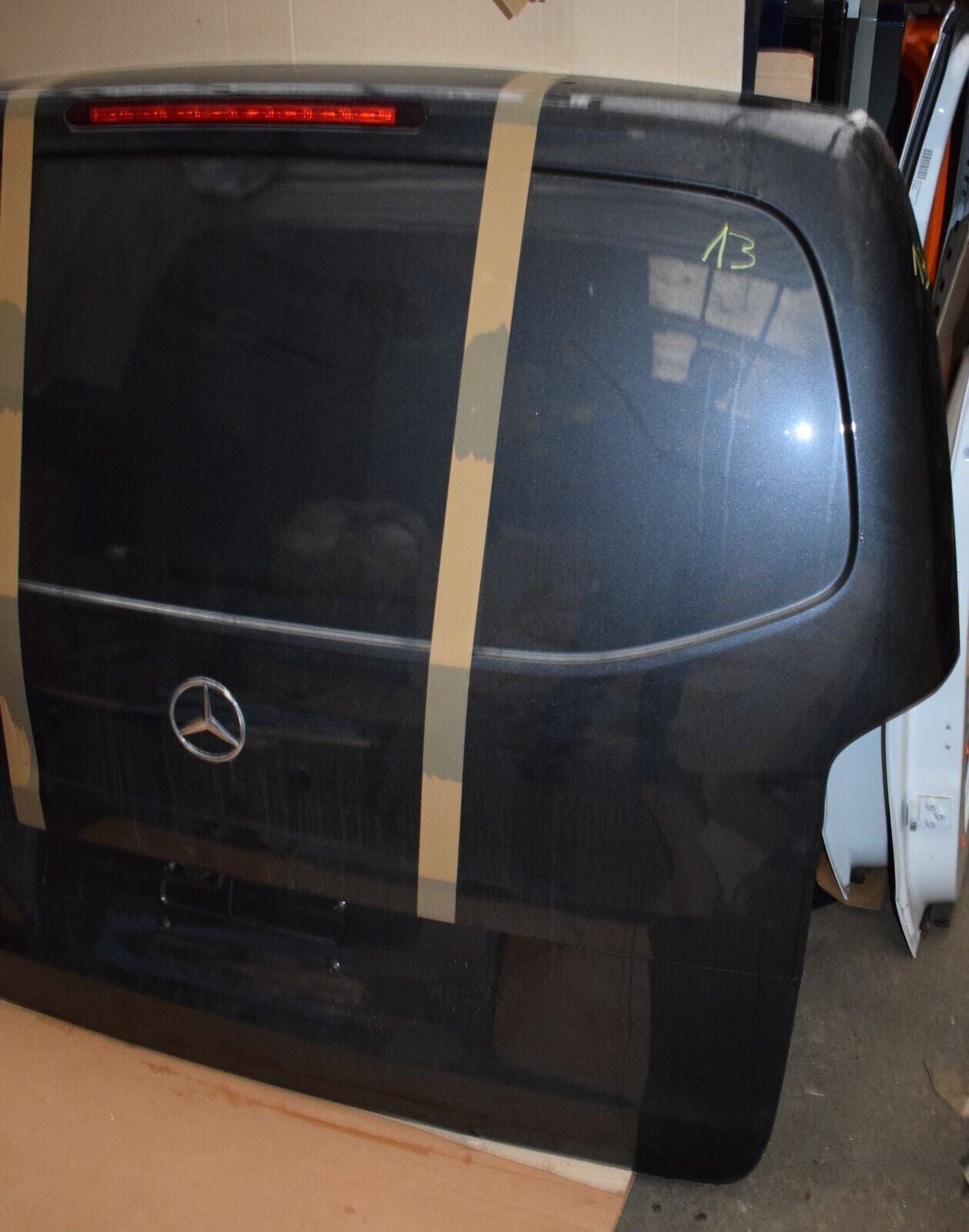 Original Mercedes Vito w447 Heckklappe Kastenwagen Transporter grau ohne Scheibe