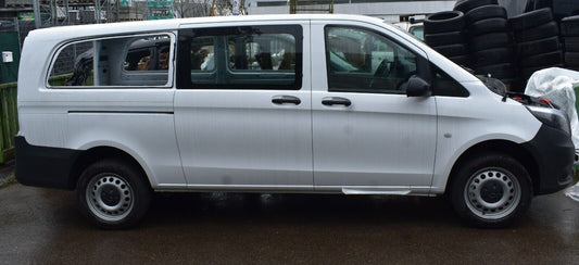 Mercedes Vito Karosse Arktikweiss w447 extra lang