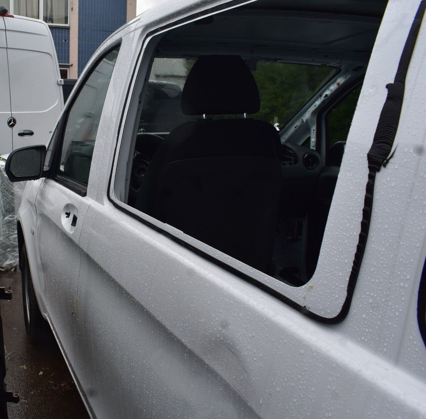 Mercedes Vito Karosse Arktikweiss w447 extra lang