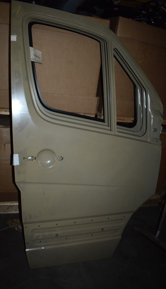 Original Mercedes w906 Tür vorne rechts VR Beifahrer Tür unlackiert rohbau