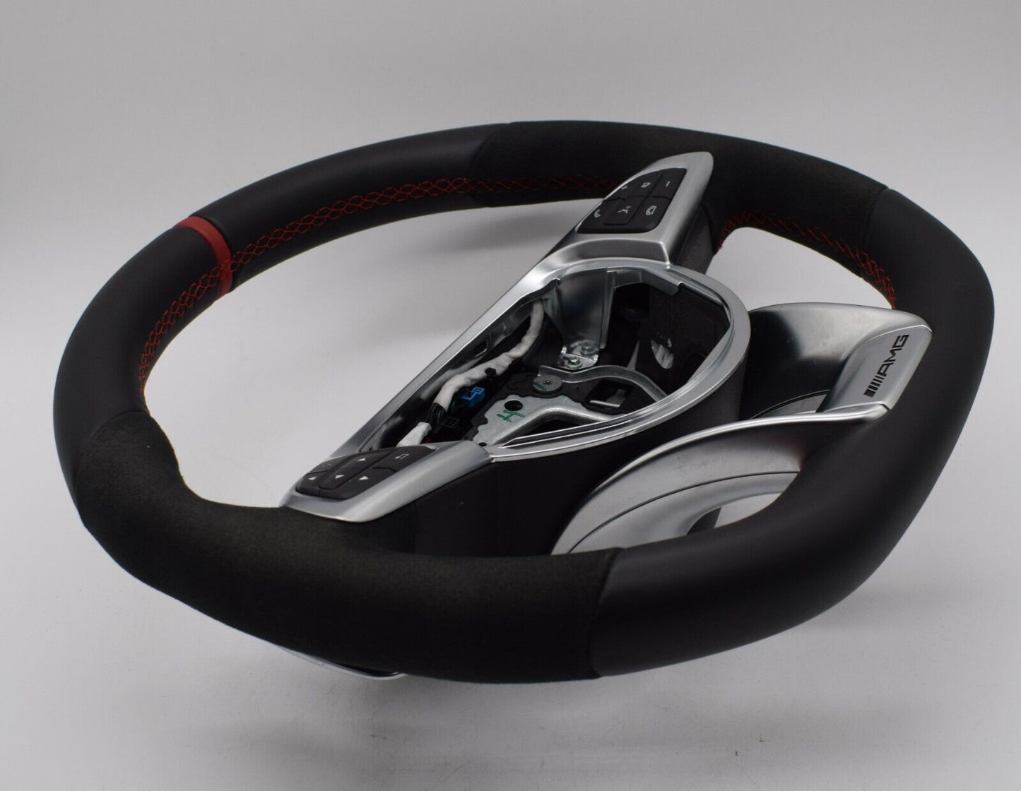 Original Mercedes AMG Leder Lenkrad Alcantara a1664601618 w218 w231 w176