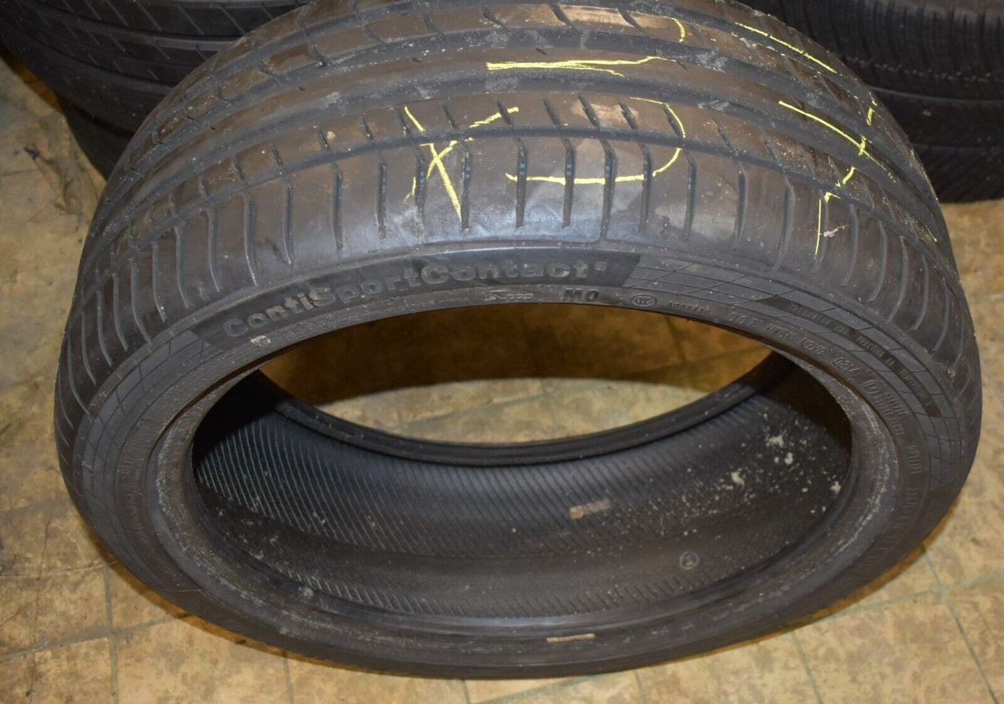 1x Continental Sommerreifen 225 40 18 92Y 2013 7mm
