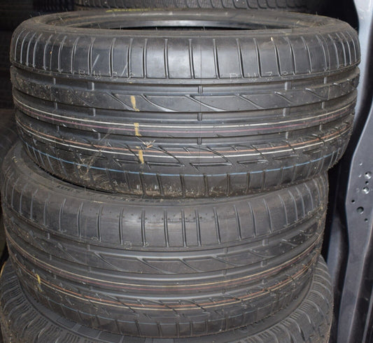 2x Sommerreifen Bridgestone 245 40 18 91Y 2018 volles Profil