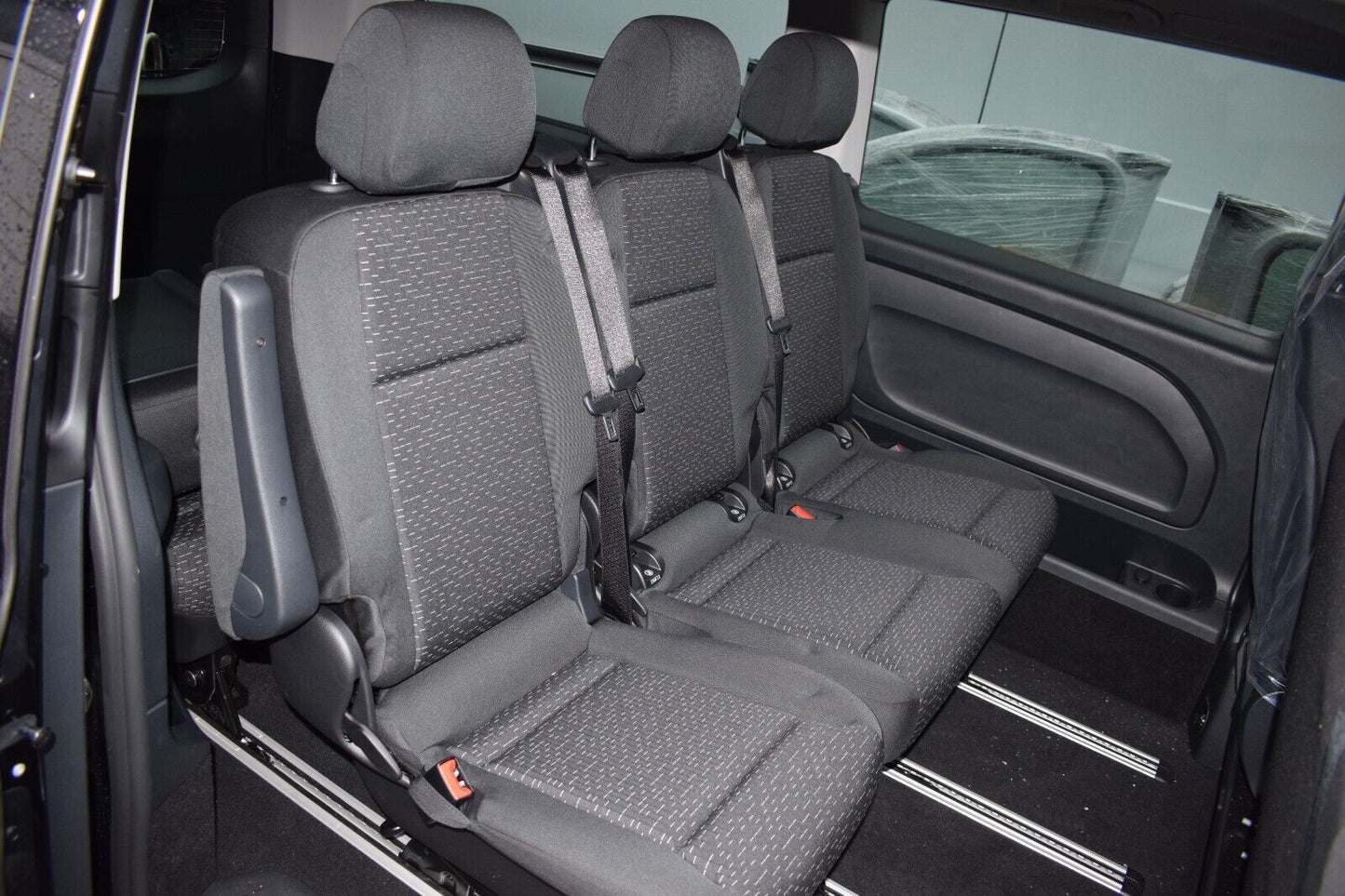 Mercedes 3er Sitzbank Sitze Vito Viano 2 + 1 Sitz Bank 3er 2. Reihe w639 Armlehne