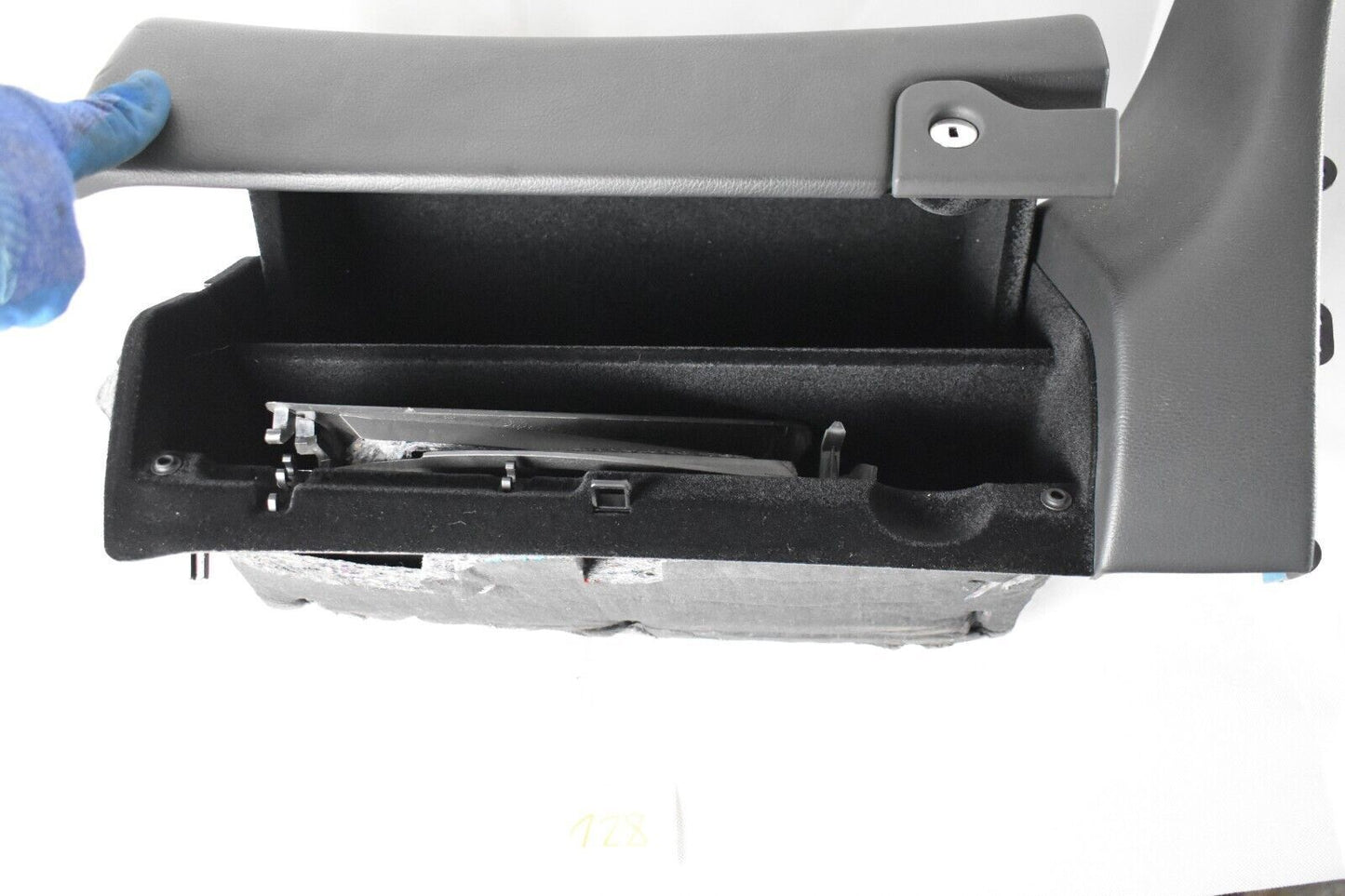 Original Mercedes Handschuhfach W203 C klasse a2036800991 schwarz