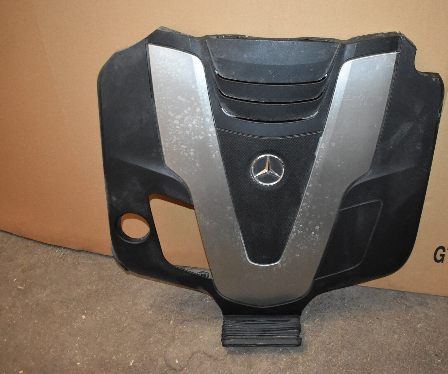 Original Mercedes Motorabdeckung OM642 w463 G 350d a6420102811