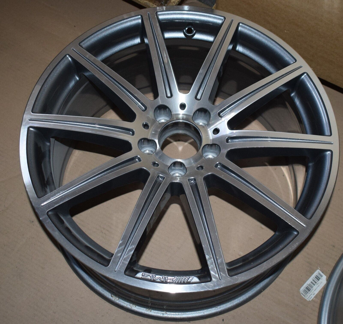 Original Mercedes w212 E Klasse AMG Alufelge 19 Zoll A2124015102 9,5Jx19 H2 ET52