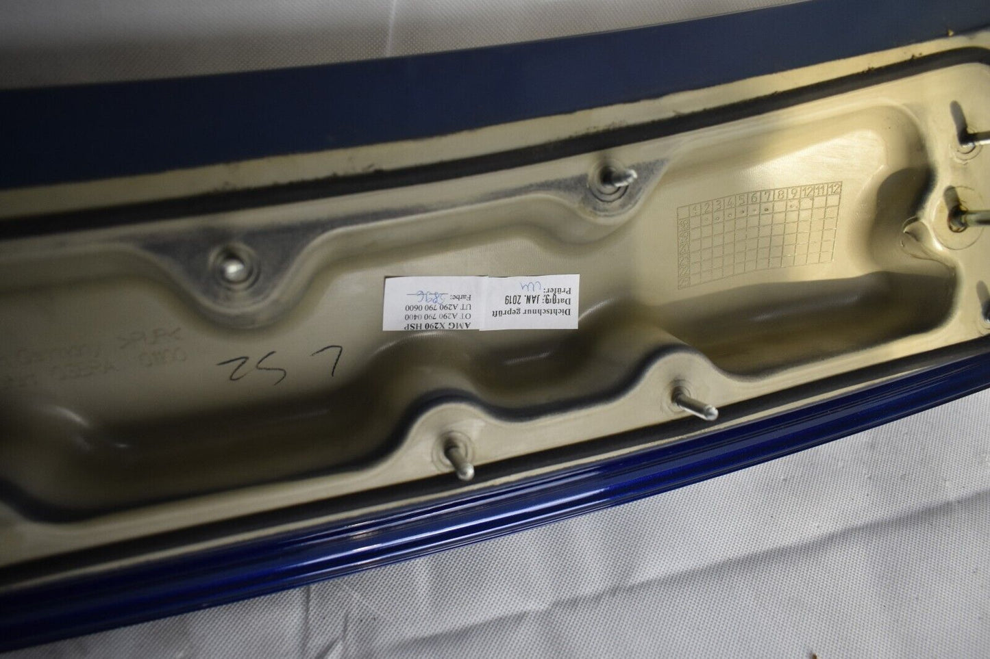Original Mercedes AMG GT 290 X290 rear Spoiler Unterteil Brillantblau
