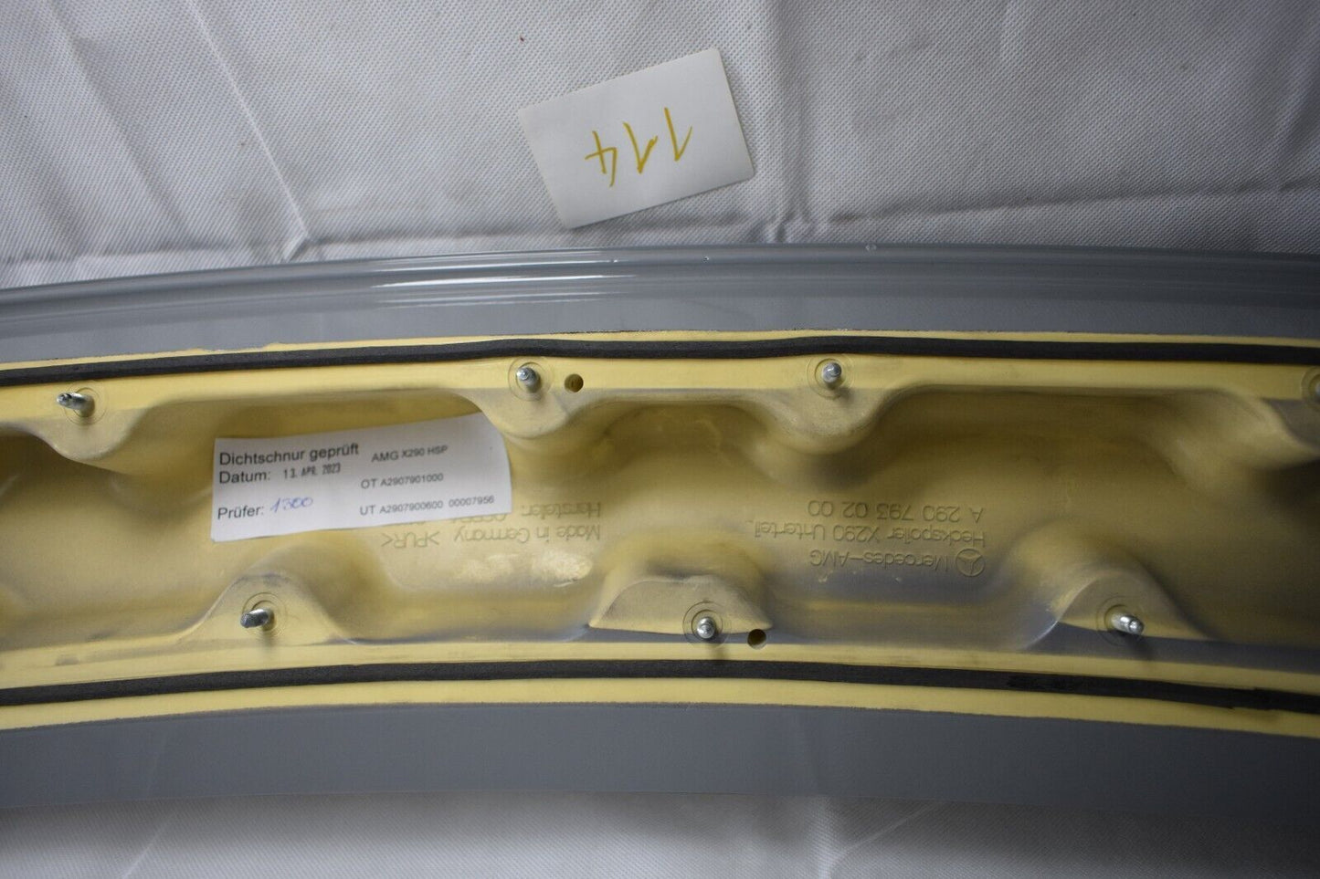 Original Mercedes AMG GT 290 X290 rear Spoiler Unterteil Alpingrau a2907901000