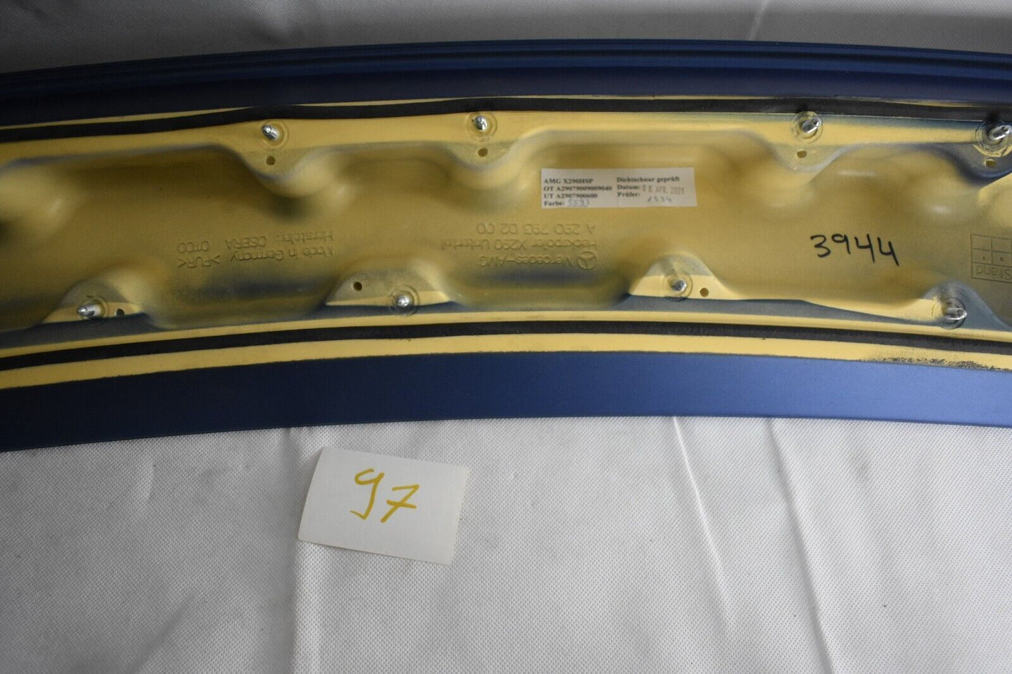 Original Mercedes AMG GT X290 rear Spoiler Unterteil Unterbau Spektralblau Magno