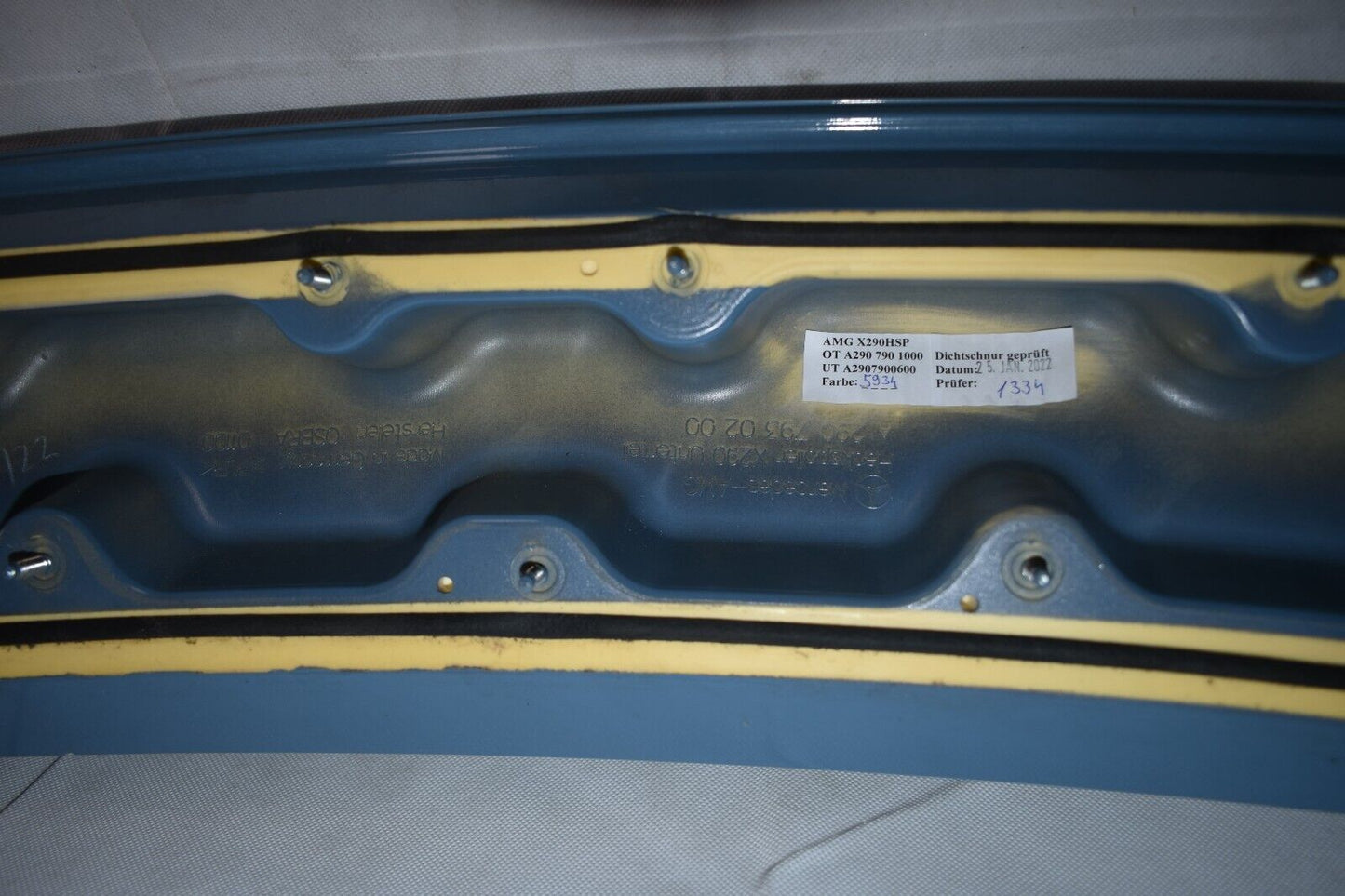Original Mercedes AMG GT 290 X290 rear Spoiler Unterteil China Blau