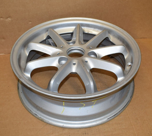 1x Original SMART w451 Alufelge Felge a4514011402 4,5Jx15 ET23,5