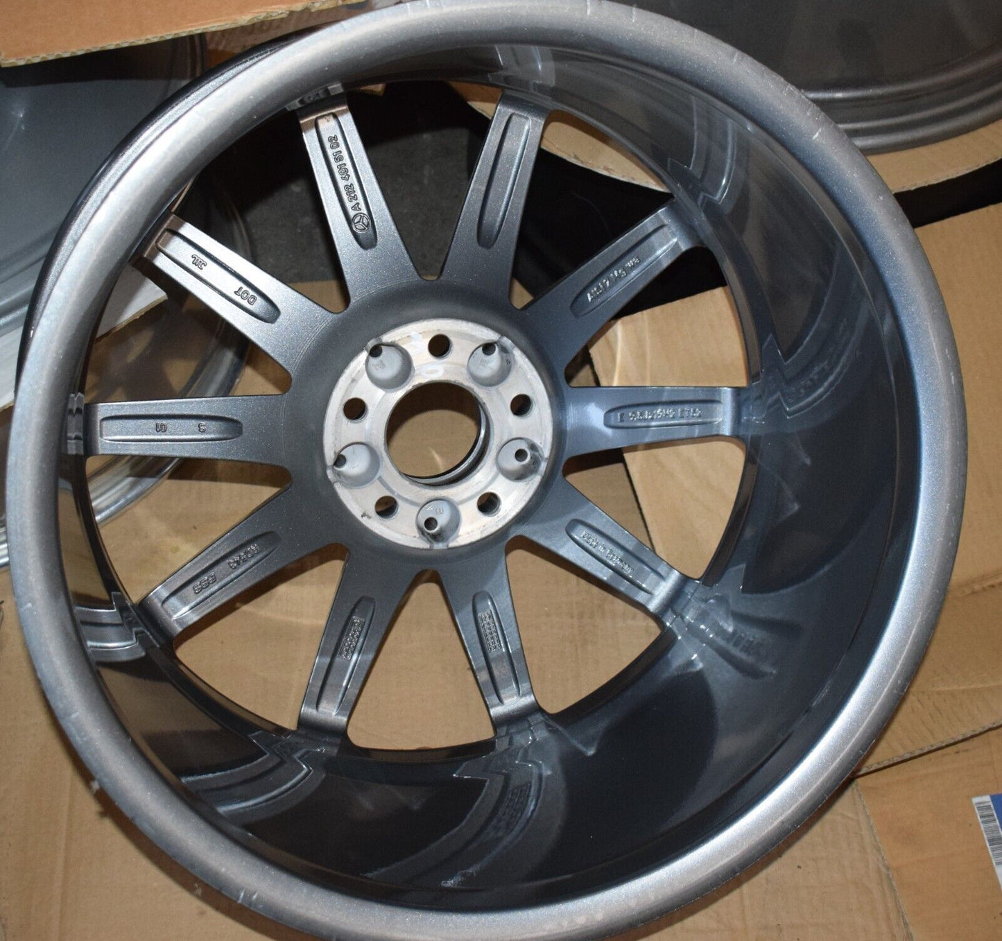 Original Mercedes w212 E Klasse AMG Alufelge 19 A2124015102 9,5Jx19 H2 ET52