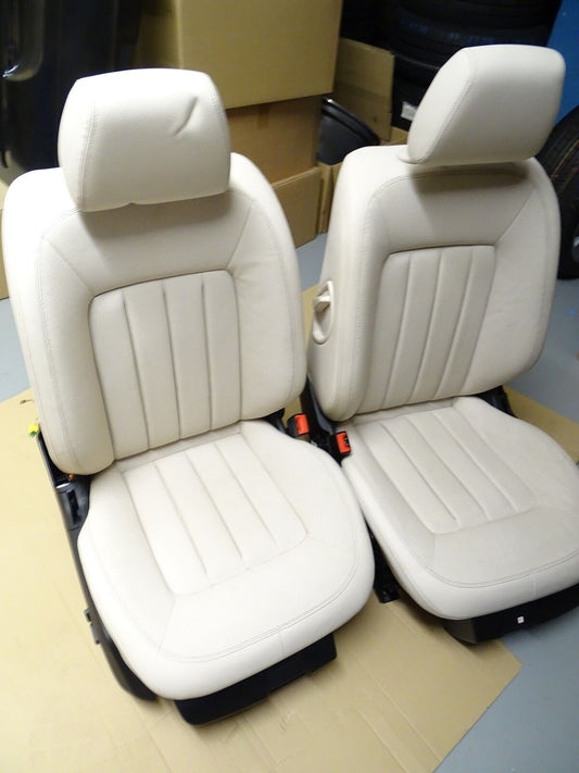1 Mercedes CLS W218 CLS63 Lederausstattung Sitze Leder