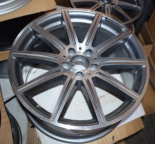 1x Original Mercedes w212 E Klasse AMG Alufelge 19 A2124015102 9,5Jx19 H2 ET52