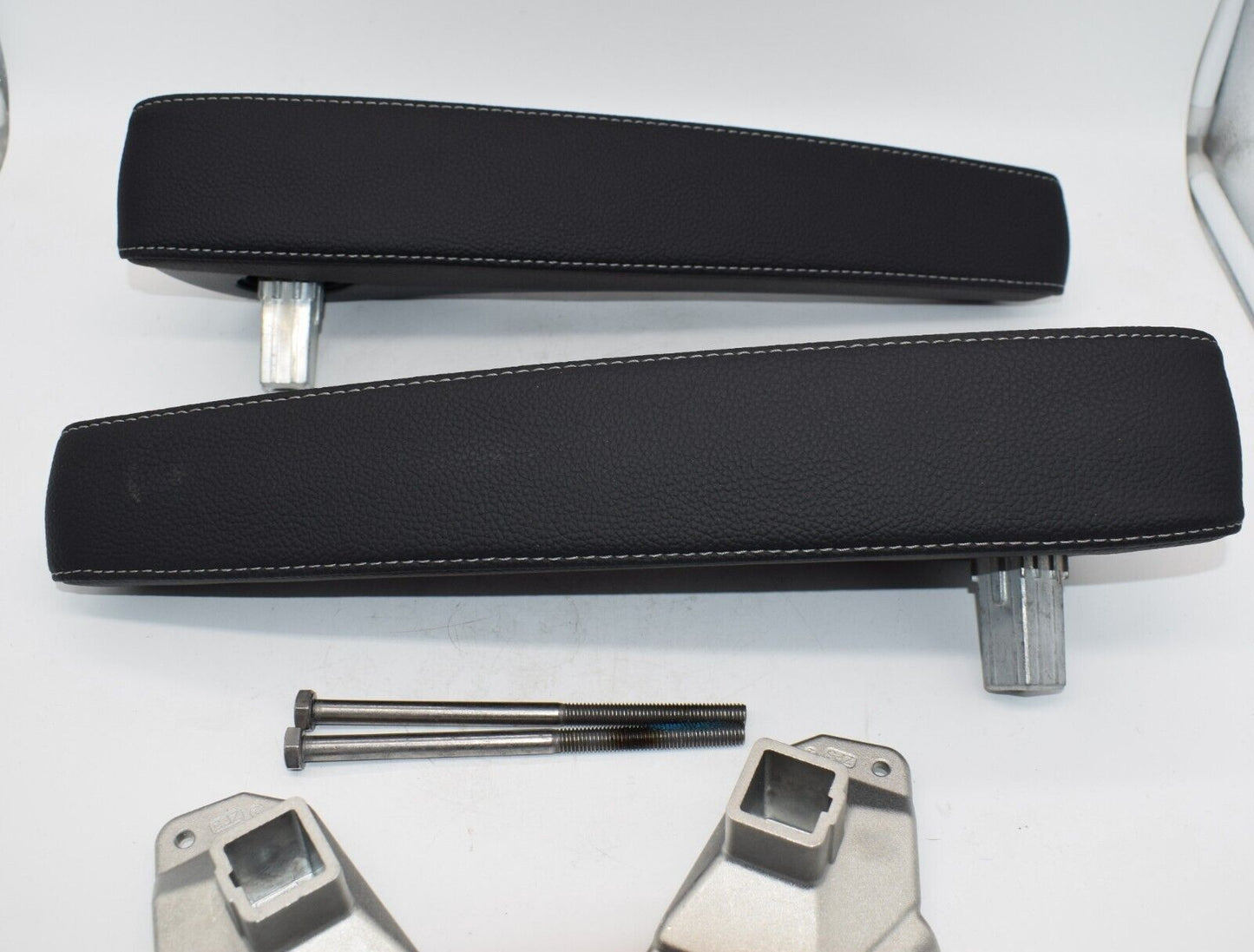 Original Mercedes Sprinter w906 armrest rechts links Kunstleder schwarz