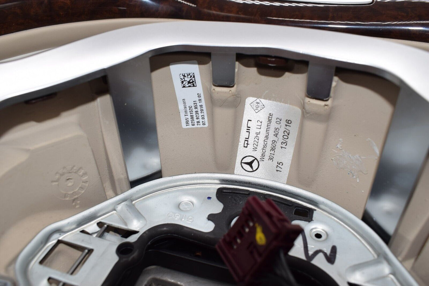 Original Mercedes Holzlenkrad w222 S Klasse Lenkrad Seidenbeige a2224600401