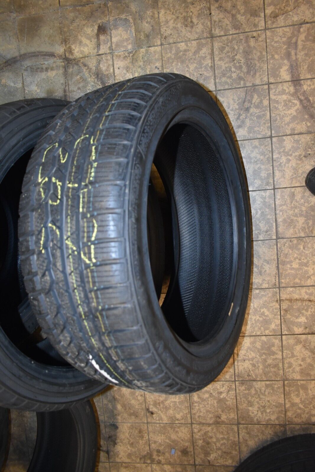 1x Continental Contiwintercontact TS790V 225 45 18 95V 2012 8mm