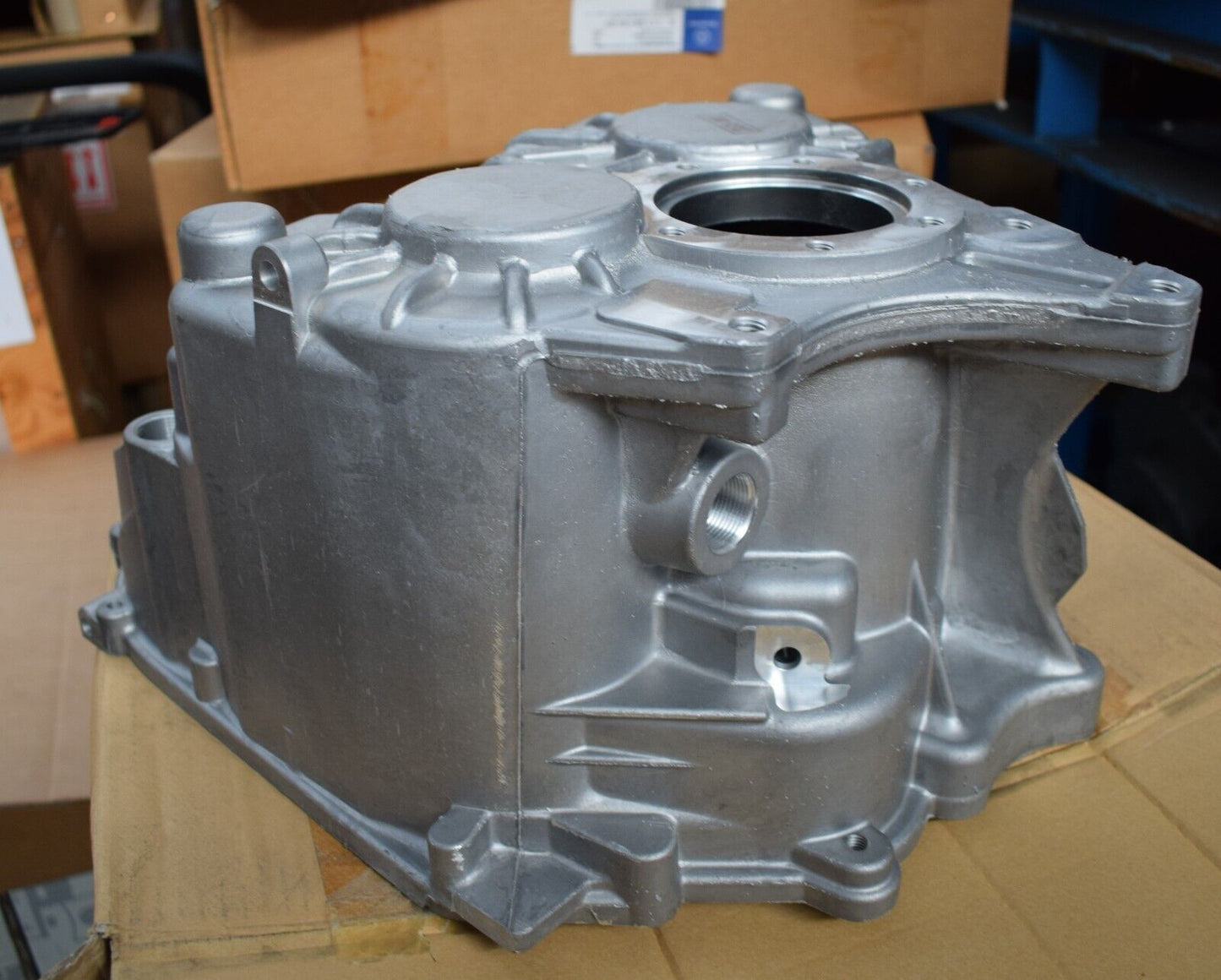 NEU Original Mercedes Getriebegehäuse a1692610401 OVP