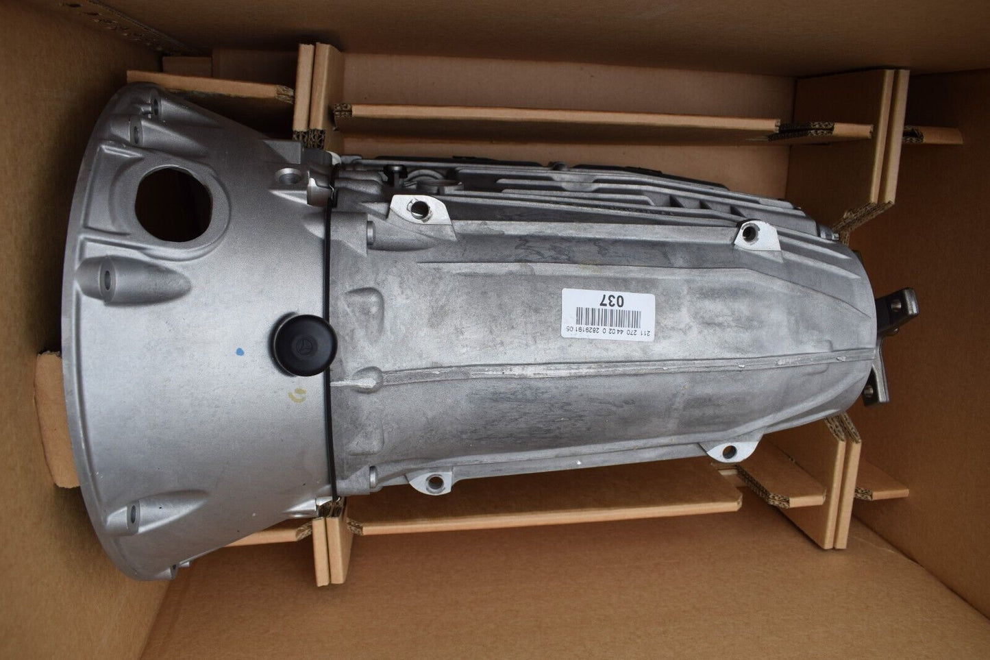 NEU Original Mercedes Automatikgetriebe w211 E63 AMG 7G Getriebe a2112704402 OVP