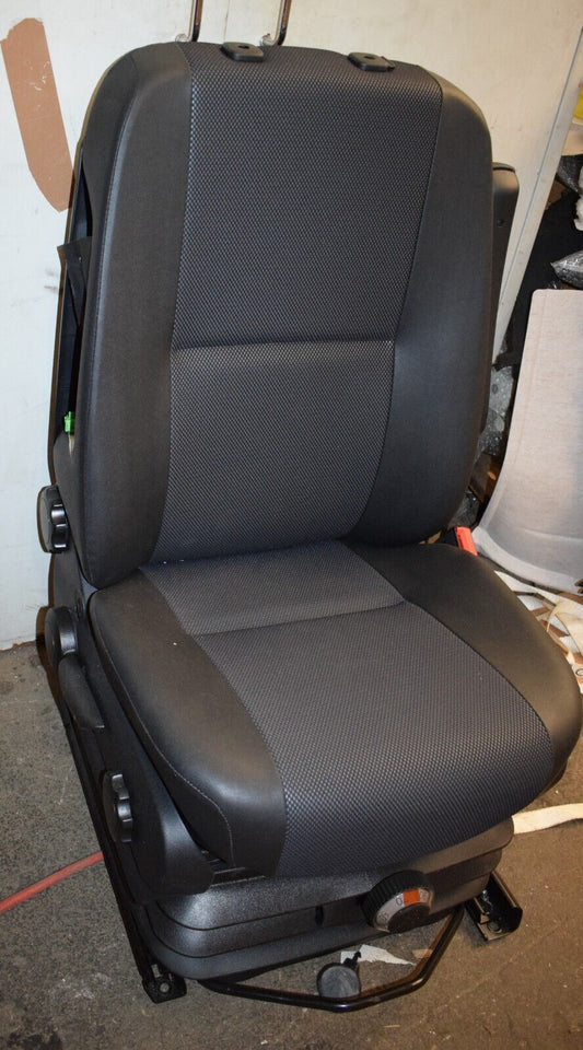 Original Mercedes w906 Schwingsitz vorne rechts Beifahrer Sitz Sprinter