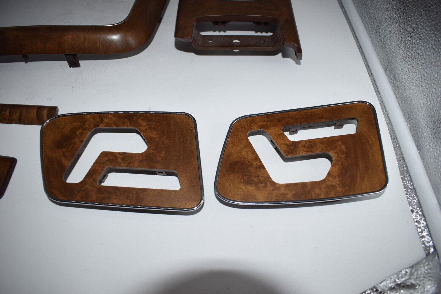 Original Mercedes G Klasse w463 500 AMG Leisten Satz Set OEM Zierleisten