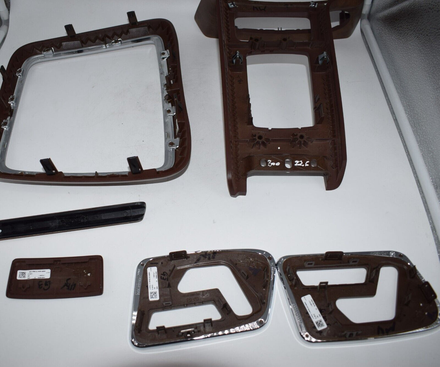 Original Mercedes G Klasse w463 500 AMG Leisten Satz Set OEM Zierleisten