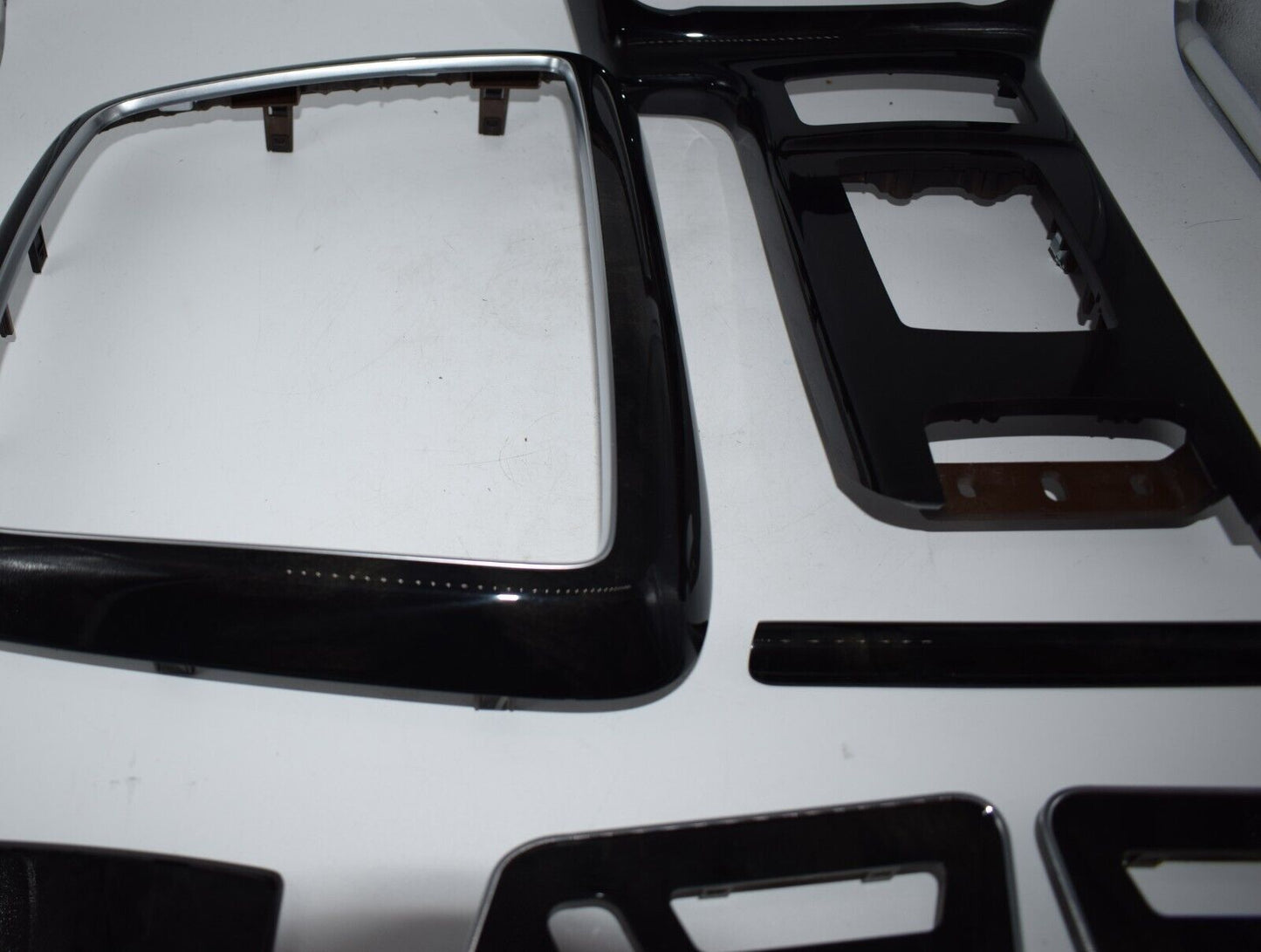 Original Mercedes G Klasse w463 500 AMG Leisten Satz Set OEM Zierleisten Pappel