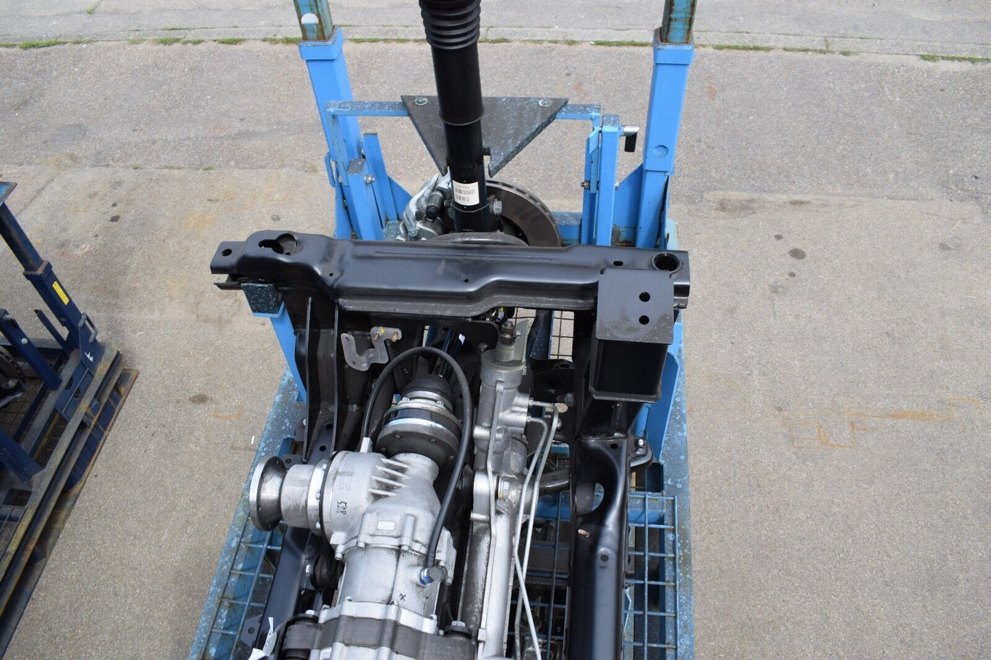 Original Mercedes Sprinter Allrad Achse vorn komplett Lenkung Träger w906