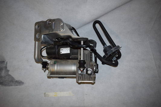 Original Mercedes S klasse Kompressor Airmatic a 2223200604Luftfederung w222