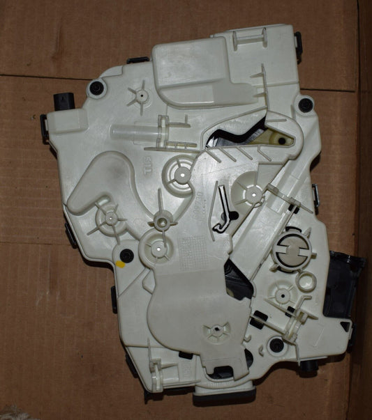 Original Mercedes W447 V Klasse Türschloss vito a4477308300