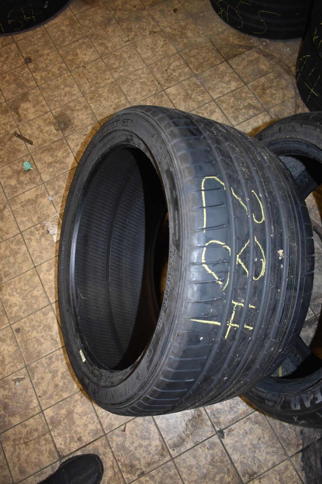 1x Dunlop Sommerreifen Sport Maxx GT 325 30 20 102Y 2012 6,5mm