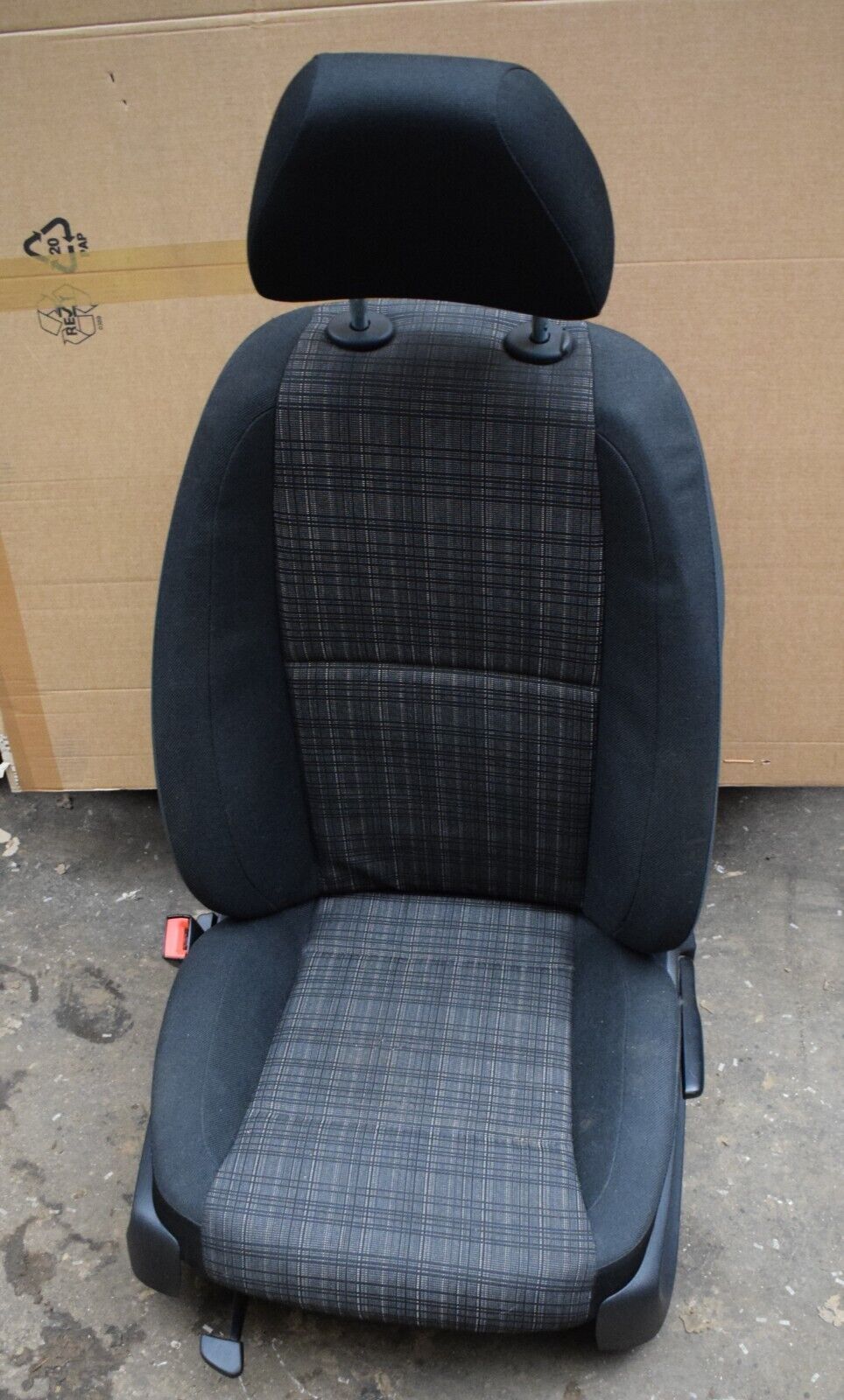 Original Mercedes Fahrer Sitz Tunja Stoff Vito w447 Vorne links