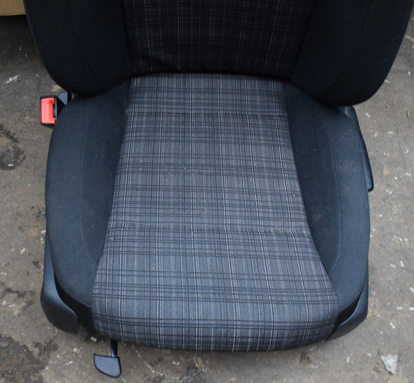 Original Mercedes Fahrer Sitz Tunja Stoff Vito w447 Vorne links