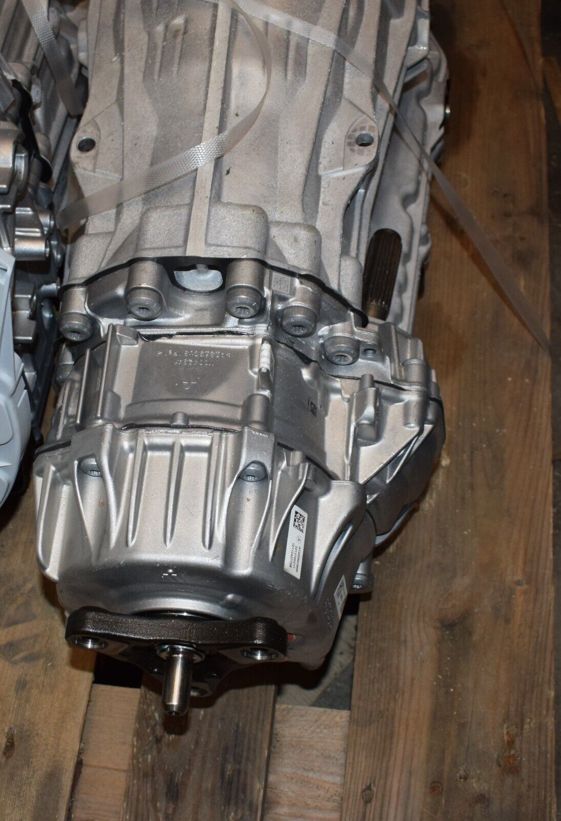 Original Mercedes Getriebe w213 E Klasse 220d Automatikgetriebe a2542704800 A725