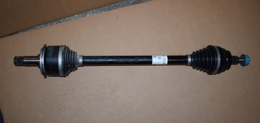 1x Original Mercedes Hinterachswelle OM654 Allrad a4473508000 w447 V Klasse