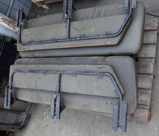 Original Mercedes G Klasse w461 Sitz hinten Sitzbank Notsitz Klappsitz Paar