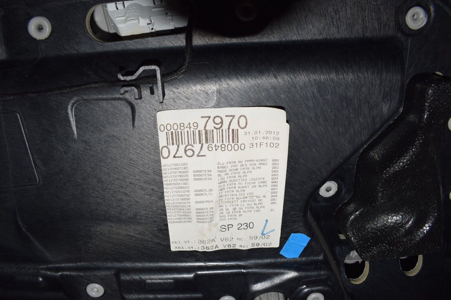 Original Mercedes w212 E Klasse Türverkleidung Türpappe vorne rechts Grau
