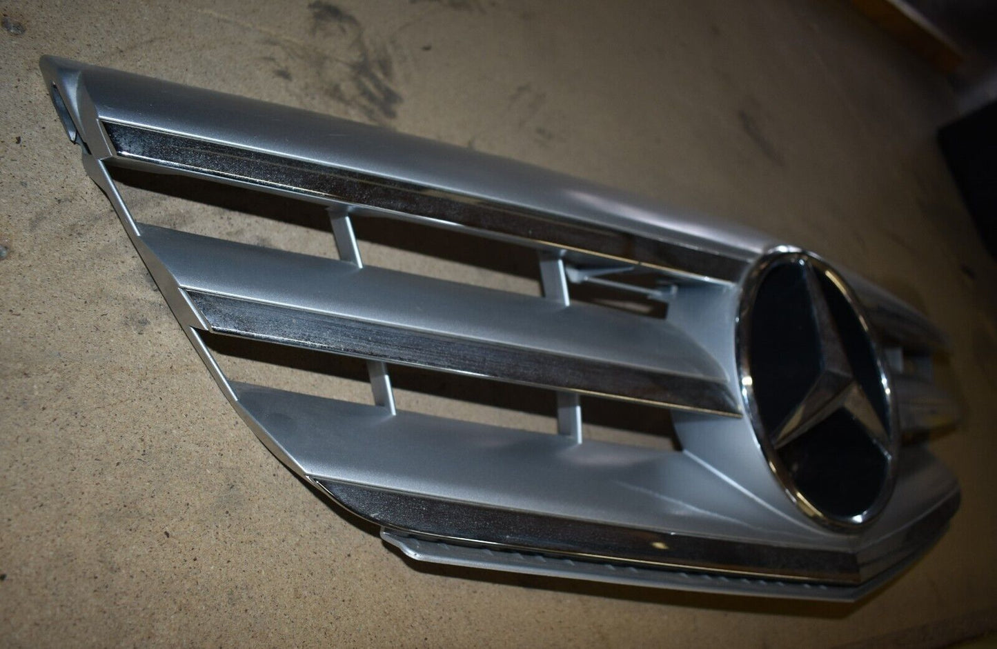 Original Mercedes Kühlergrill Grill w245 B Klasse a1698881660