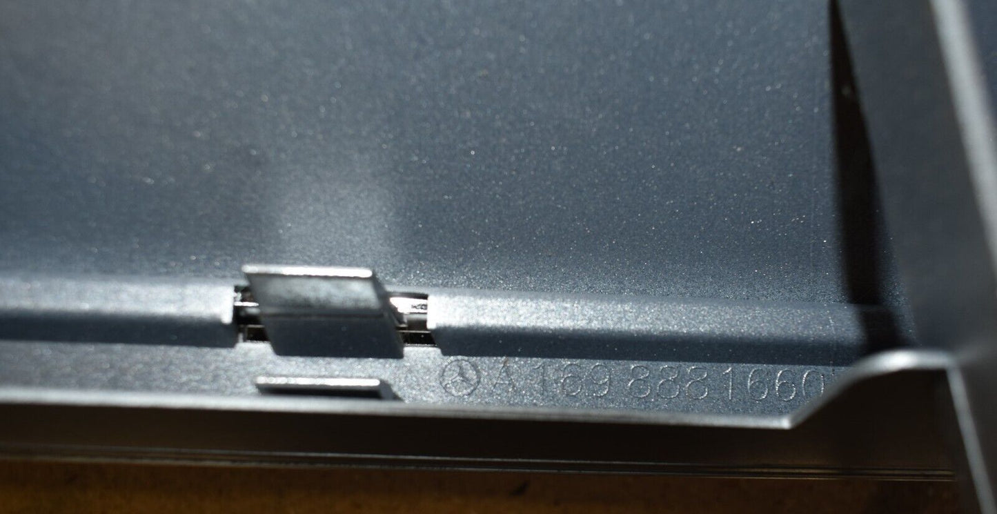 Original Mercedes Kühlergrill Grill w245 B Klasse a1698881660