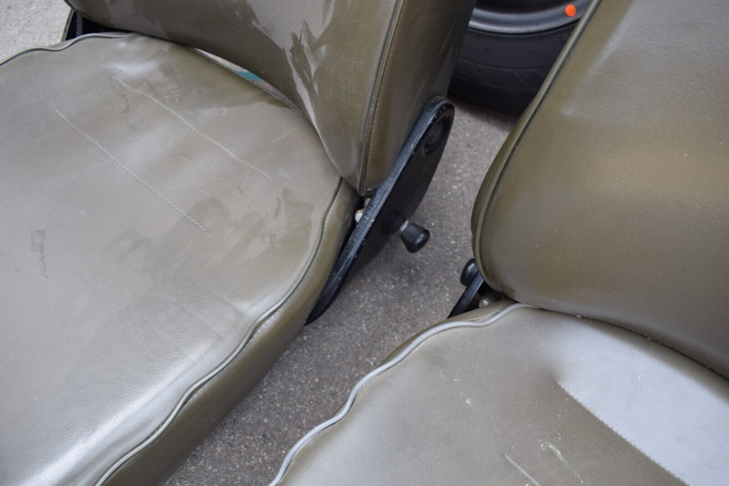 Original Mercedes G Klasse w461 Fahrer Beifahrersitz Grün 461 olivgrün G Puch