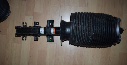 1x Original Mercedes Federbein vorne w447 V Luftfederung Airmatic a4473204700